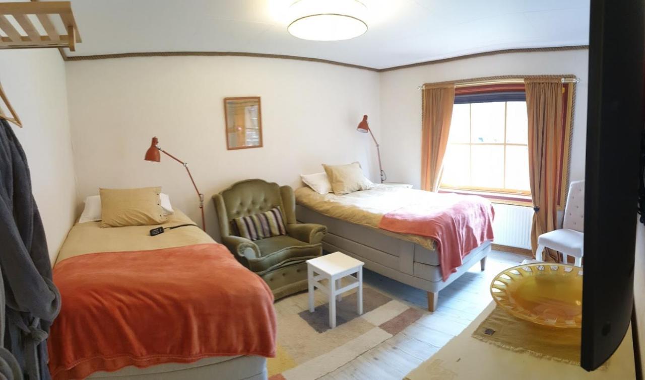 Woodstock B & B Studios Bålsta Extérieur photo