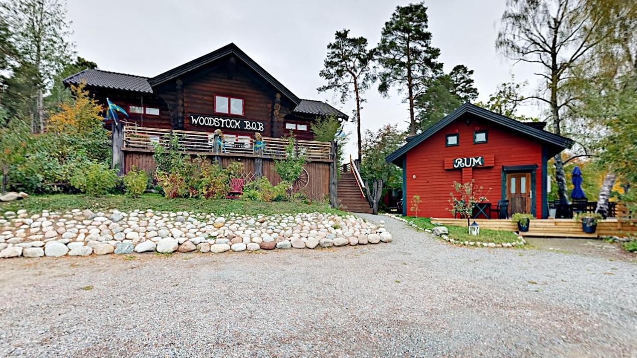 Woodstock B & B Studios Bålsta Extérieur photo