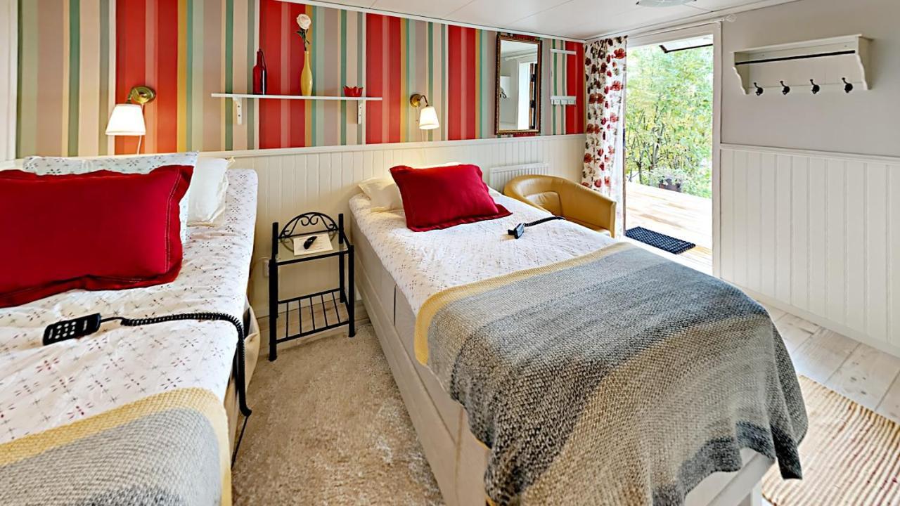Woodstock B & B Studios Bålsta Extérieur photo
